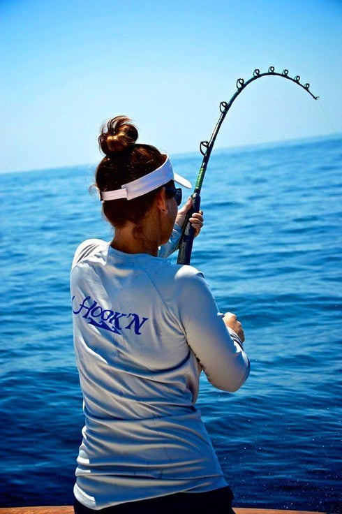 Women's Hook’n Crew Neck Performance Shirt - KnottyTails